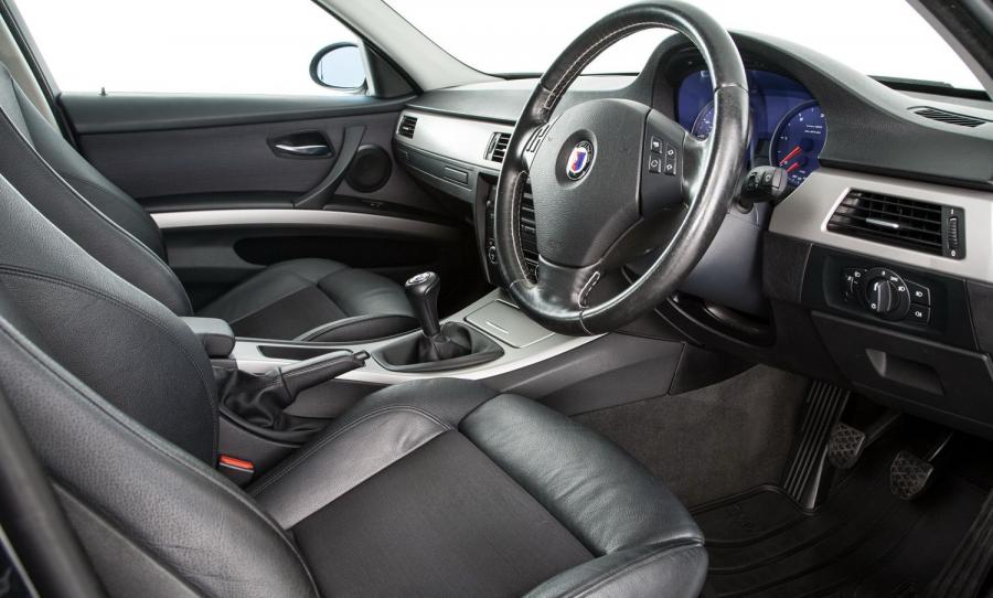 Интерьер Alpina D3 Touring (E91) 2005 года  (UK) (фото 14 из 16)